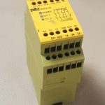 رله امرجنسی مدل PILZ PNOZ X4VDC 3n/o 1n/c