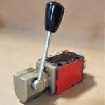 شیر هیدرولیک 3/4 مدل Rexroth R900405611- 4WMM6E53/F