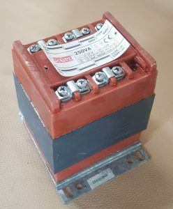 ترانسفورماتور مدل POLYLUX 250VA