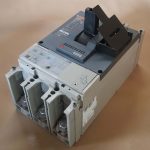 کلید اتوماتیک مدل MERLIN GERIN NS400N