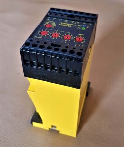 رله پالس شمار مدل TURCK MS25-Ui