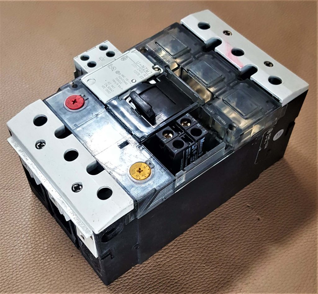 کلید اتوماتیک مدل MOELLER