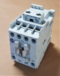 کنتاکتور مدل ALLEN-BRADLEY C12