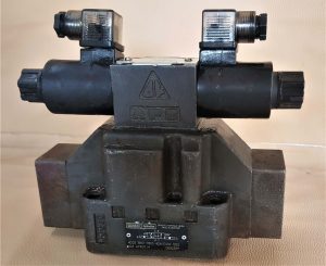 شیر کنترل جهت 4/3 مدل TDZ 2-C4-D24-35J