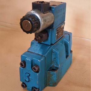 شیر هیدرولیکی 4/3 مدل REXROTH 4WE 6 JA62/EG24N9K4