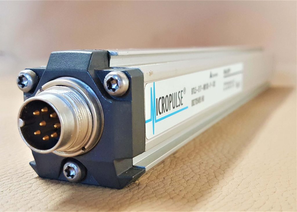 سنسور خط کشی مدل BALLUFF BTL5-E17-M0130-P-S32