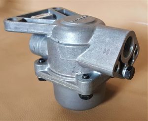 شیر پنوماتیکی کنترل رگلاتور مدل WABCO 2615-4710030200