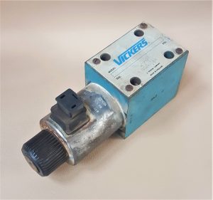 شیر کنترل جهت مدل  VICKERS DG4V52AJMUH620