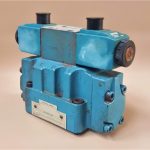 شیر کنترل جهت مدل VICKERS DG4V-3-6C/MU5H760 // DG5V731ETMUH741