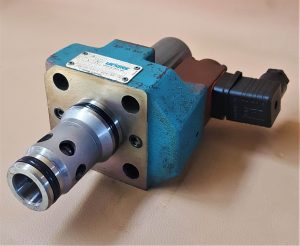 شیر هیدرولیک مدل vickers CVU-25-EFP1-B29-45-31